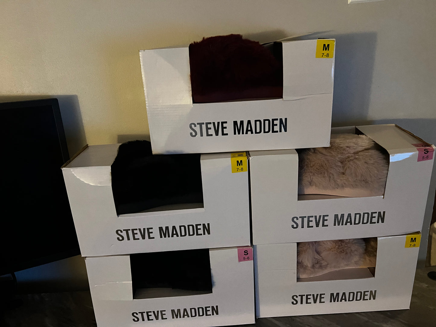Steve Madden Slippers